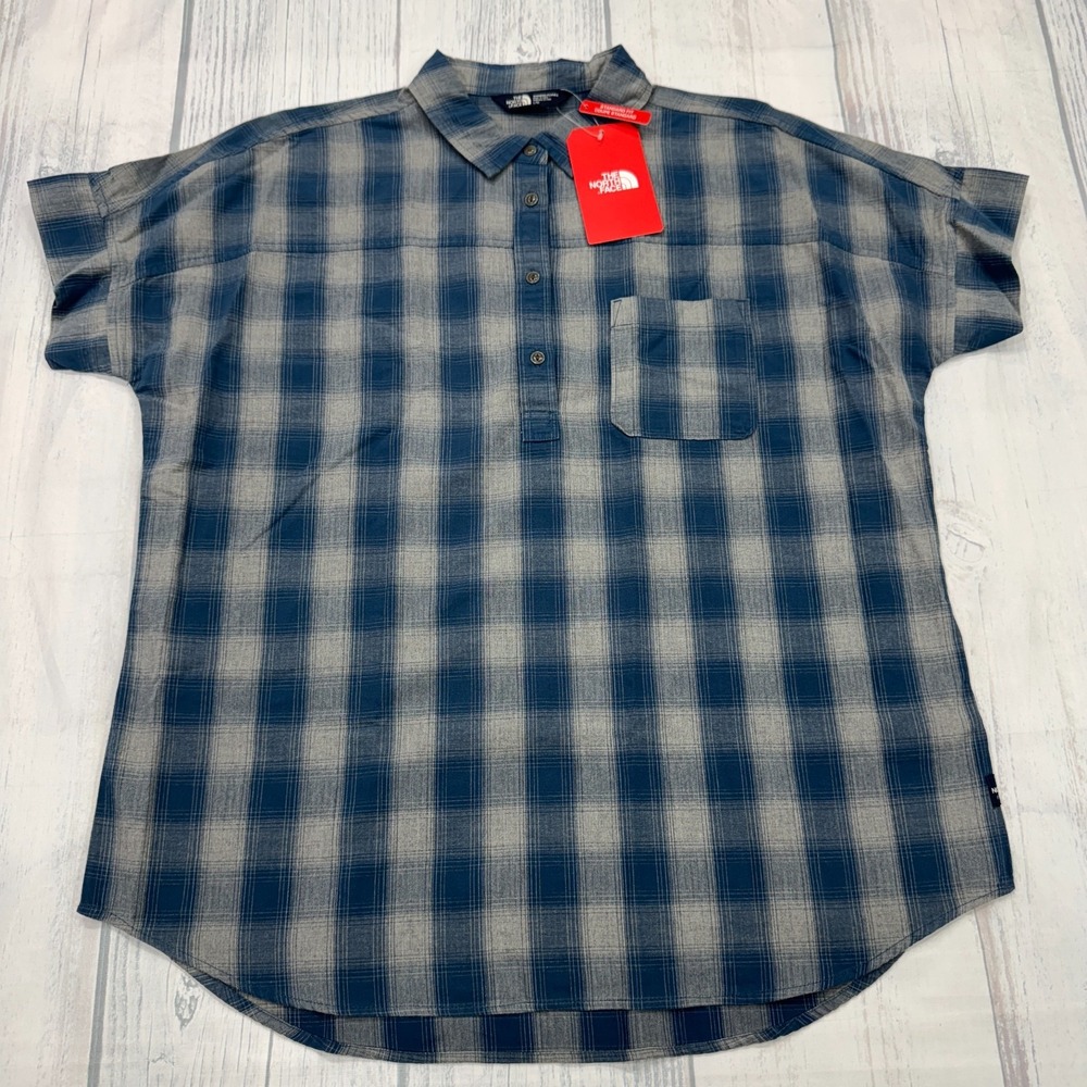 NWT‎ Womens The North Face Tanami Short Sleeve Button Shirt L Gray Blue Plaid
